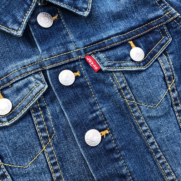 Levis Cancer ♋️ Zodiac Trucker Jacket - Picture 6 of 11